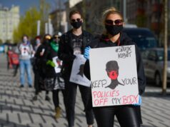 Maske Düşüyor: Polonya’da Haklar Saldırı Altında